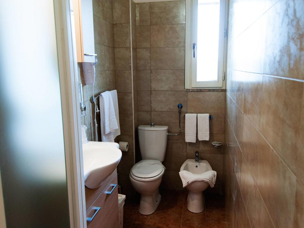 Torre Di Renda Guest House เปียซซา อาร์เมรีนา ภายนอก รูปภาพ